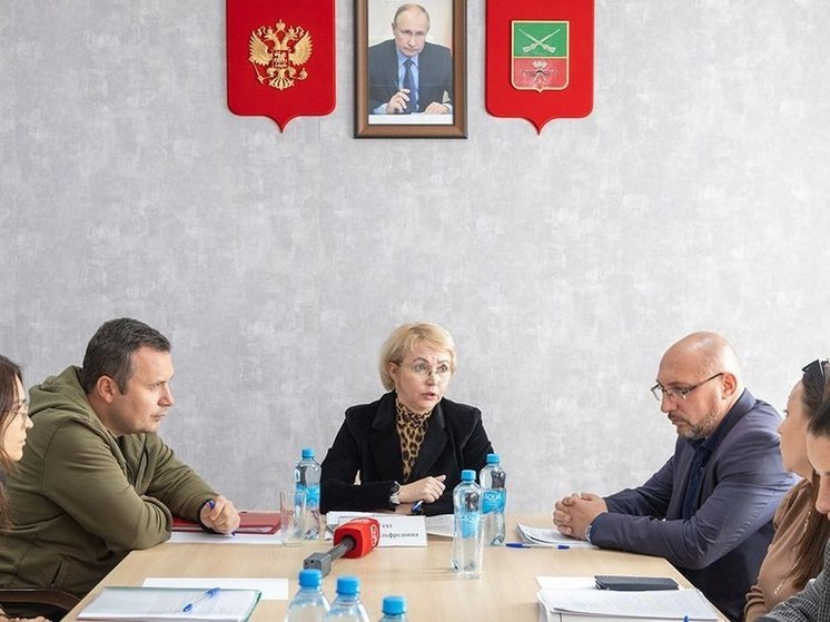 Ирина Гехт встретилась с обманутыми дольщиками