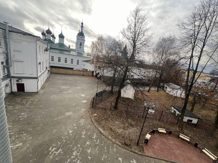 В Ярославле появился дворик за 12 с половиной миллионов