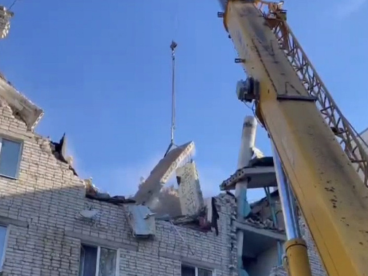 МЧС: в результате взрыва газа в Черкесске погибли два человека