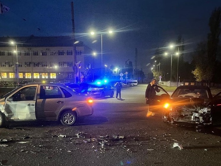Две девушки пострадали в ДТП на улице 9 Мая в Липецке