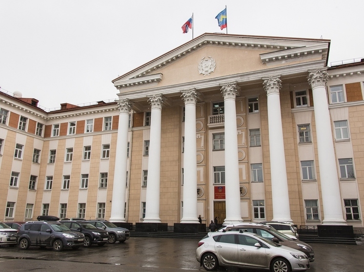 Изменения в законе о налоге на имущество внесли в Заполярье