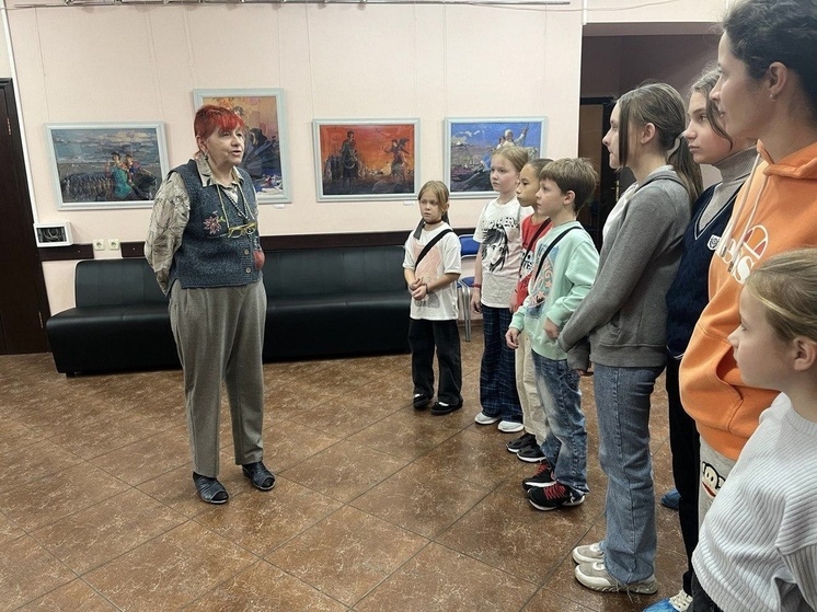 В Детской художественной школе Серпухова прошла экскурсия