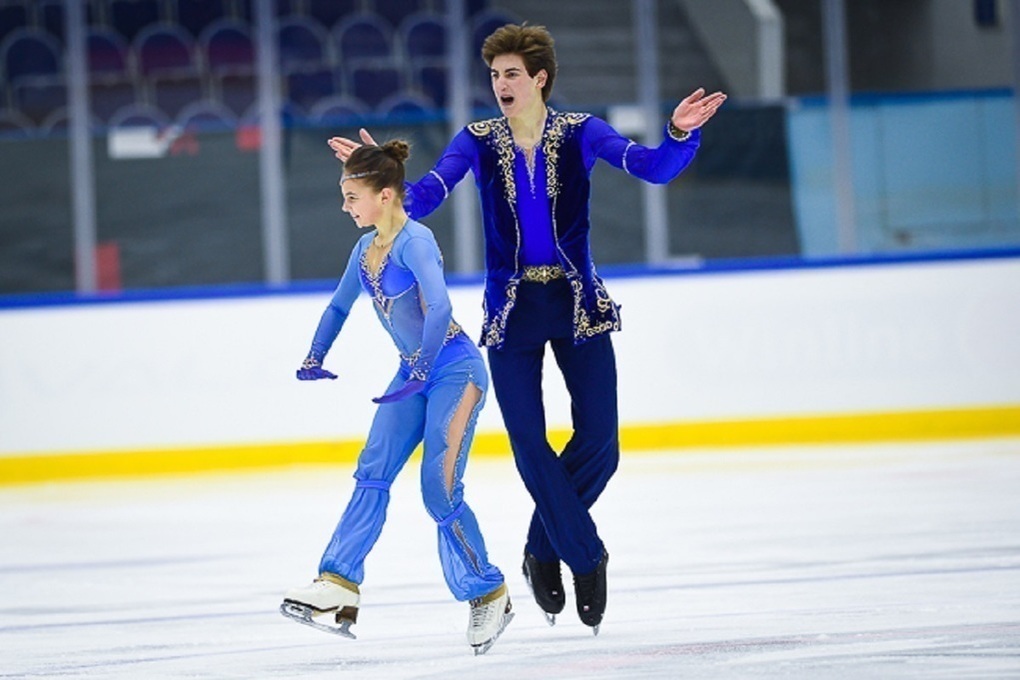 Пестова и Лагутов выиграли 3-й этап юниорского Гран-при России