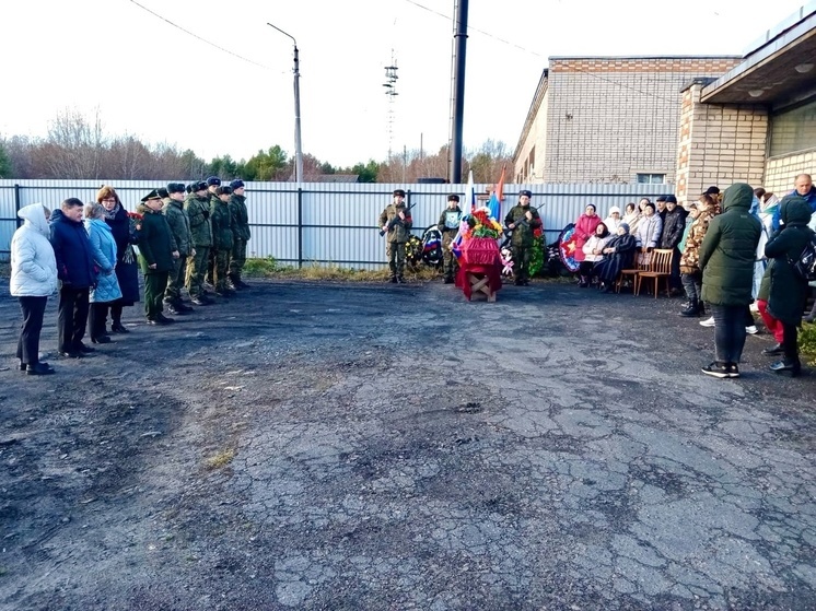 В Беломорске простились с погибшим на СВО бойцом