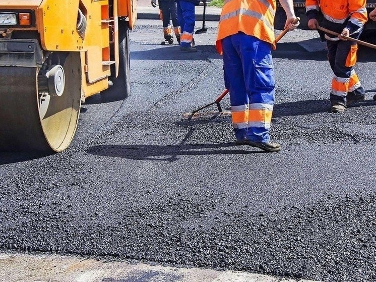 В селе Новоекатериновка ДНР отремонтируют две дороги