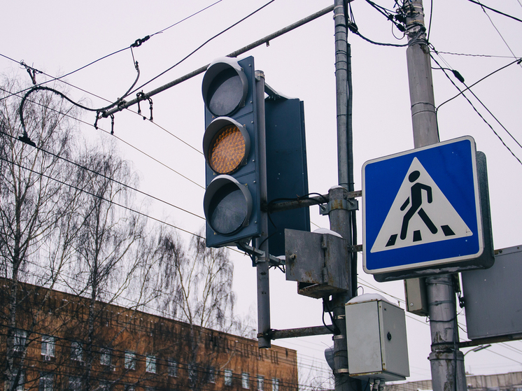 Рязанские водители пожаловались на неработающий светофор на улице Новосёлов