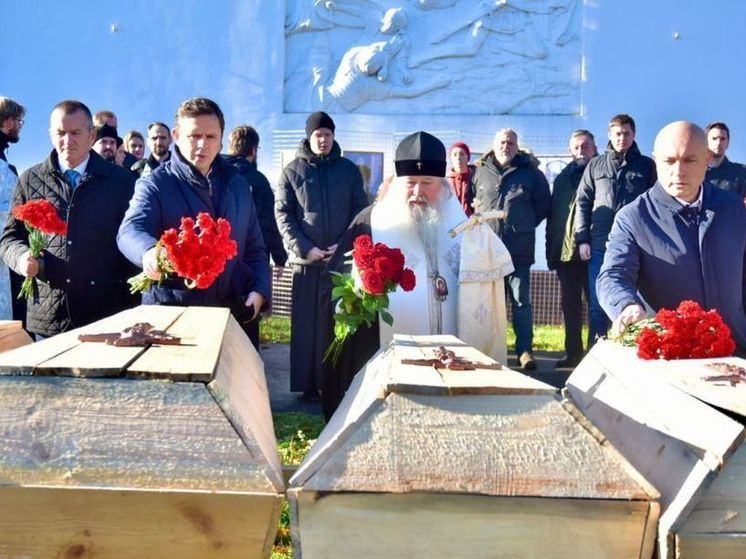Состоялось перезахоронение останков защитников Орловской крепости