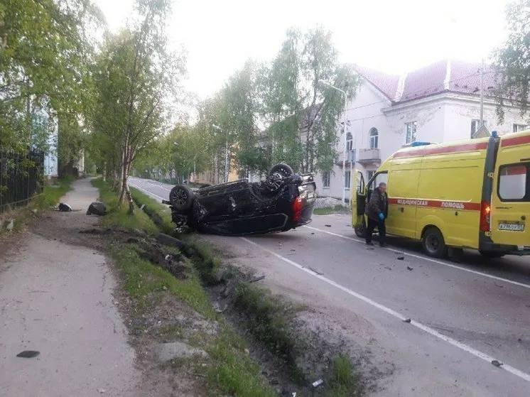 В Оленегорске пьяный водитель иномарки устроил ДТП, в котором погиб пассажир