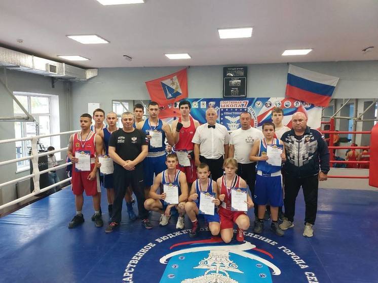 Боксеры из Херсонщины стали чемпионами на турнире в Крыму