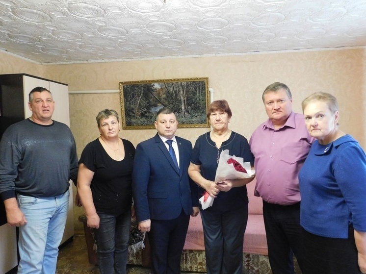 Матери погибшего на СВО рязанца Малышева передали орден Мужества