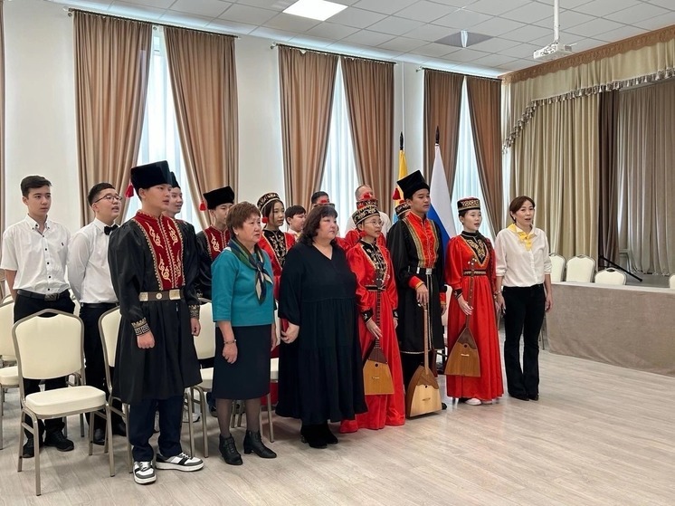 В Калмыкии школьники провели очередной телемост дружбы
