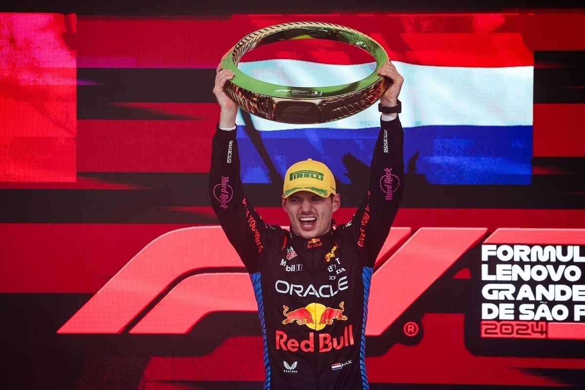 "Формула-1": героическая победа Безумного Макса на Гран-при Бразилии