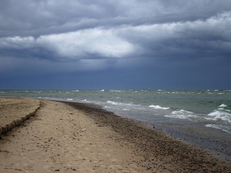 Вода в Азовском море поднимется до опасных отметок