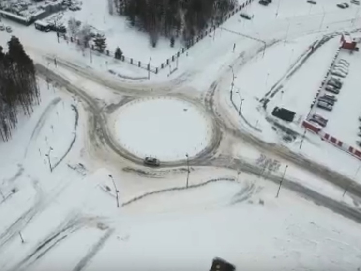 Перекресток с круговым движением открыли в Ноябрьске