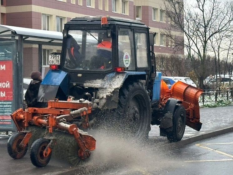 Петербургские коммунальщики перешли на зимний режим работы