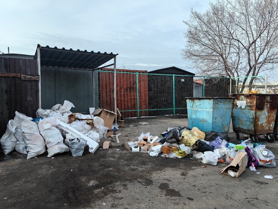 Абакан продолжает утопать в коммунальных отходах