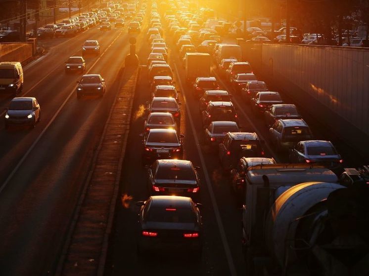 Массовое ДТП произошло из-за гололеда на Киевском шоссе