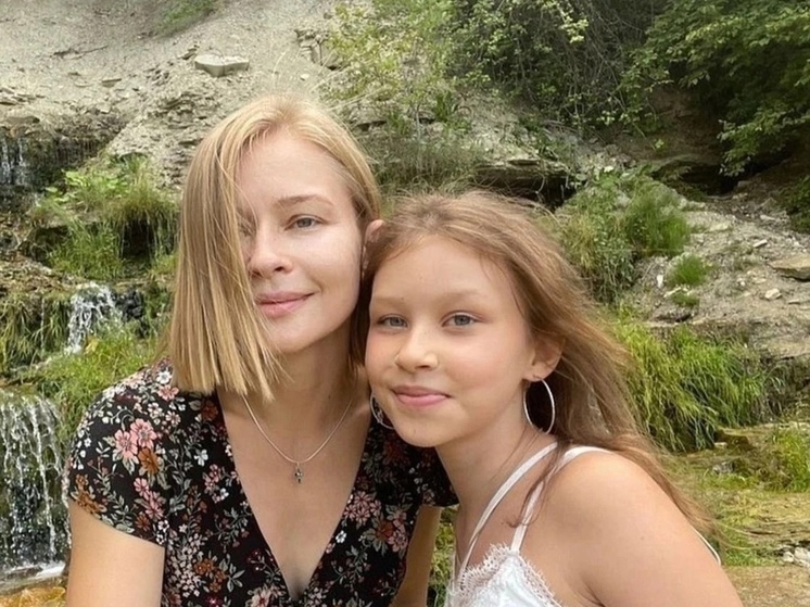 Звезда «Слово пацана» Анна Пересильд рассказала про друзей «из-за фамилии»