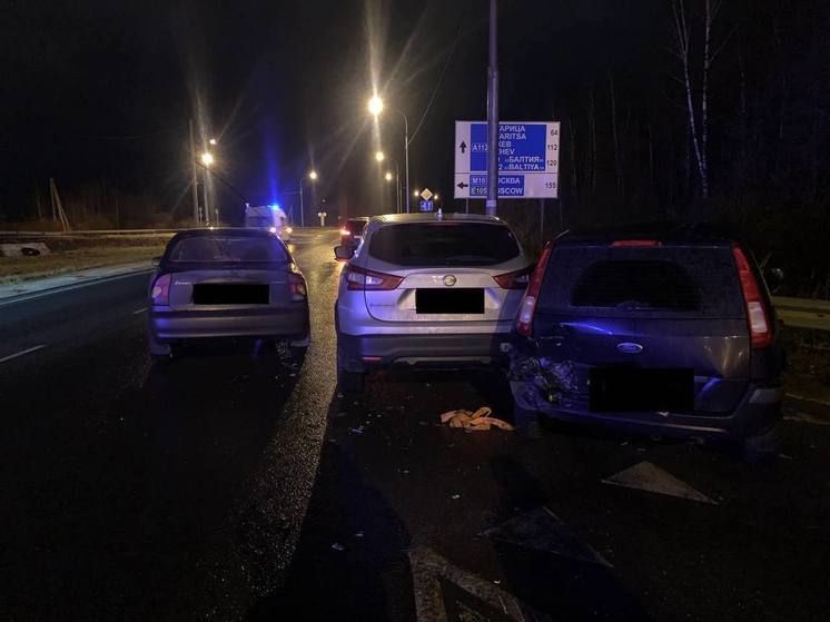 Два человека пострадали в ДТП на развязке М-10 в Тверской области