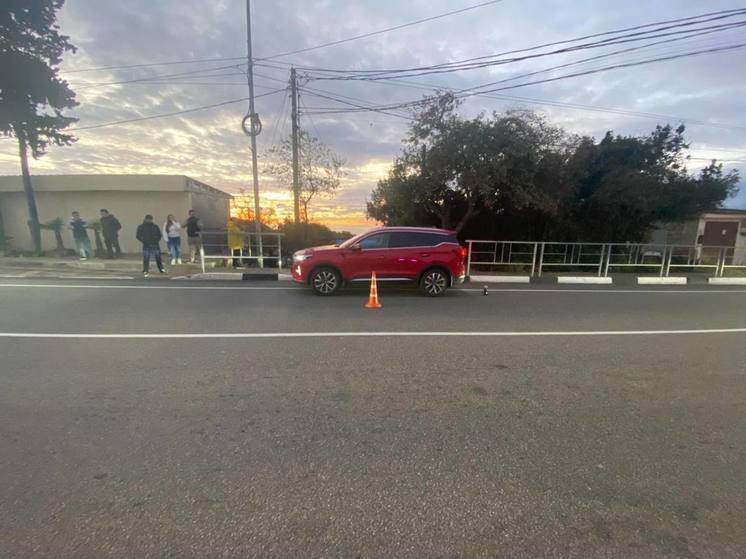 В Центральном районе Сочи сбили подростка