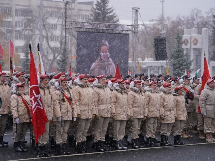 Юнармейцы из Пензы приняли участие в Параде Памяти в Самаре