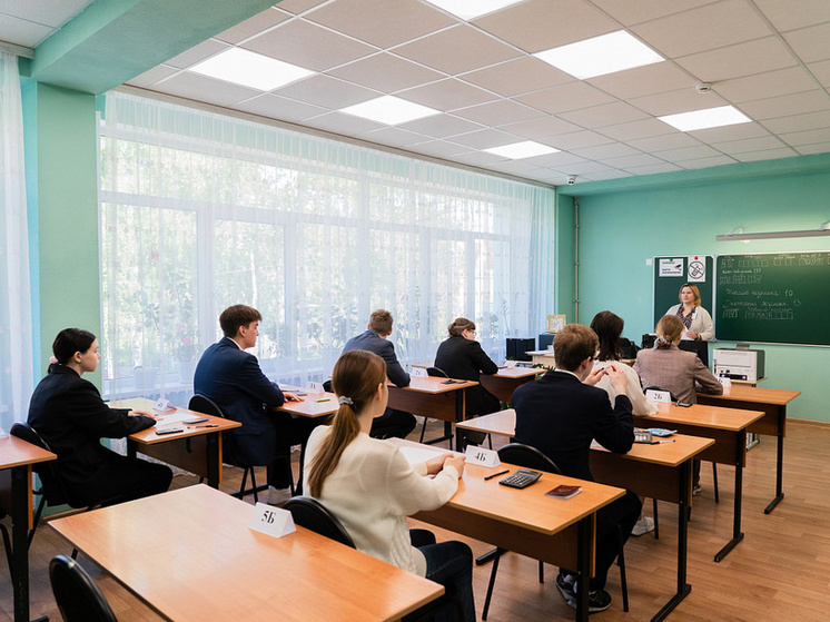 Курские школьники из приграничья смогут написать итоговое сочинение в других регионах РФ