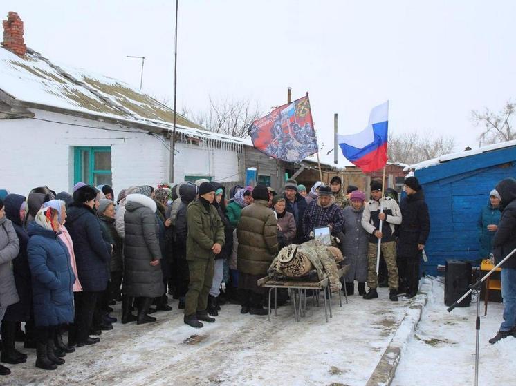 Приехавший в отпуск боец СВО из Саратовской области погиб в ДТП