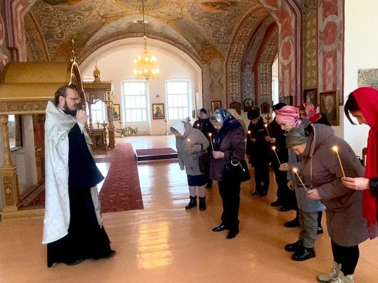 В Орловской области почтили память погибших сотрудников органов внутренних дел