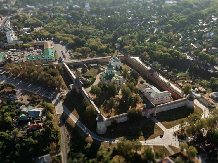 Карту «Тройка» с Зарайским кремлем выпустили в Подмосковье