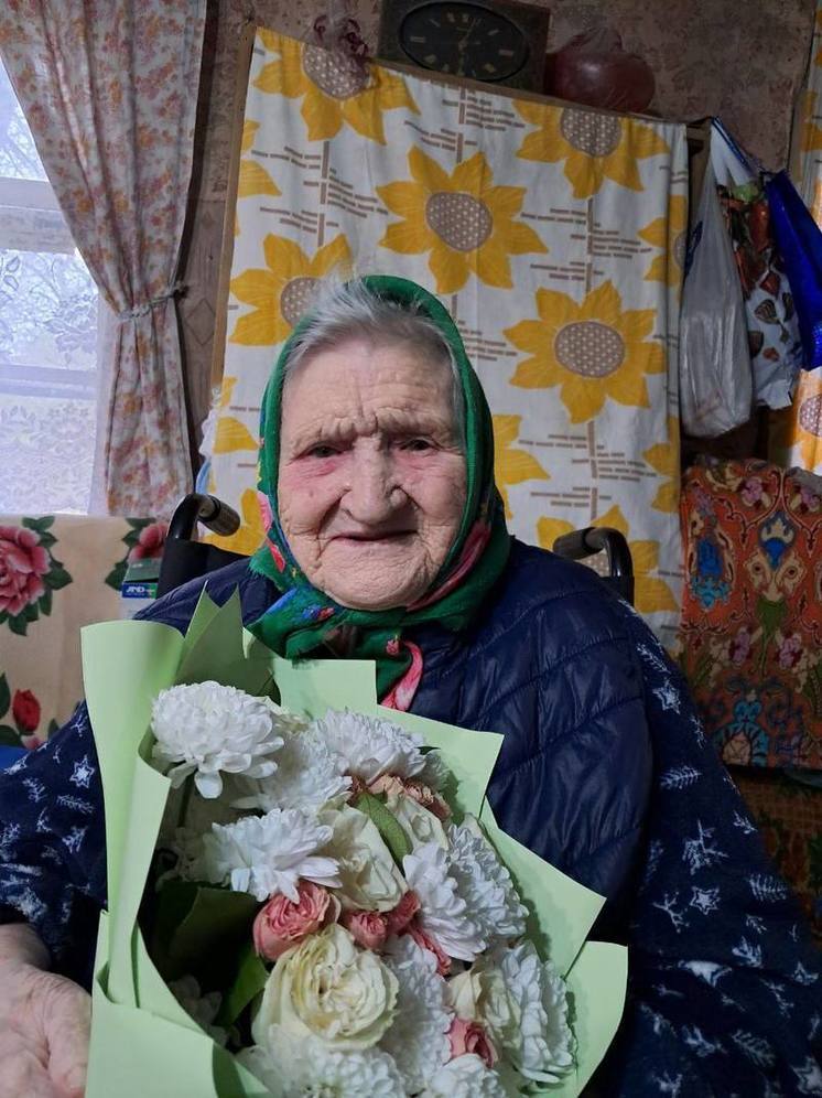 В Тверской области 100 лет исполнилось ветерану войны Надежде Буряченко