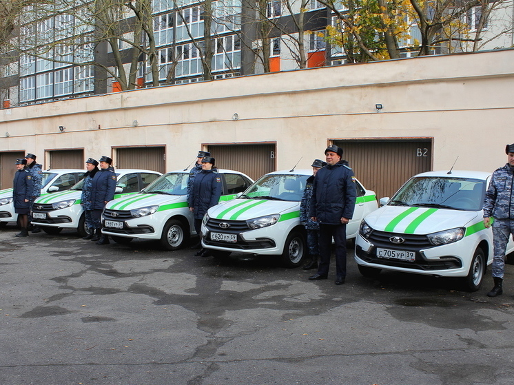 Калининградские приставы получили новые автомобили