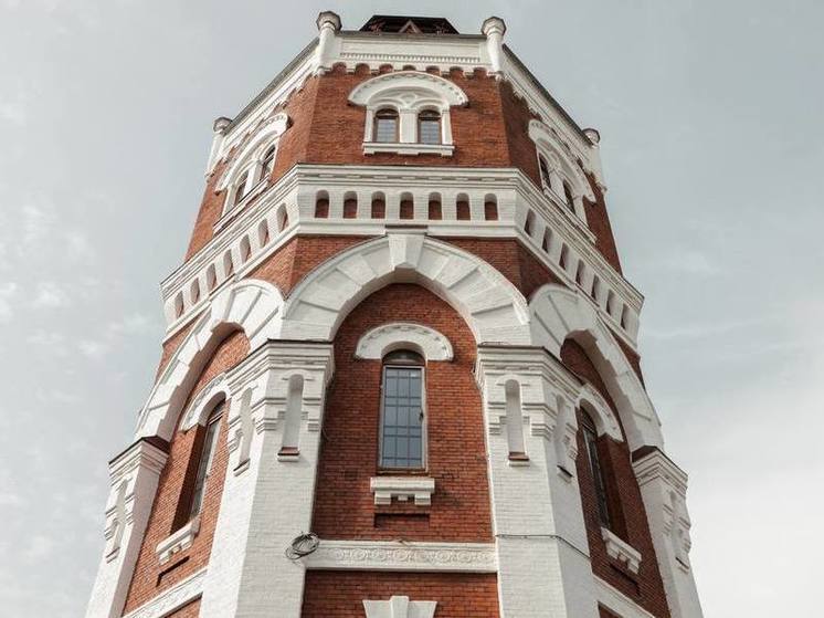 Ленобласть отстроила водонапорную башню в Мариуполе