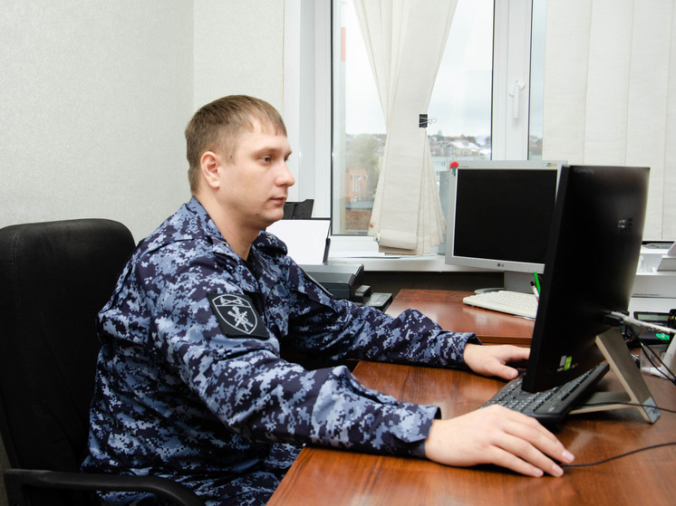 Пензенские росгвардейцы написали «Большой этнографический диктант 2024»