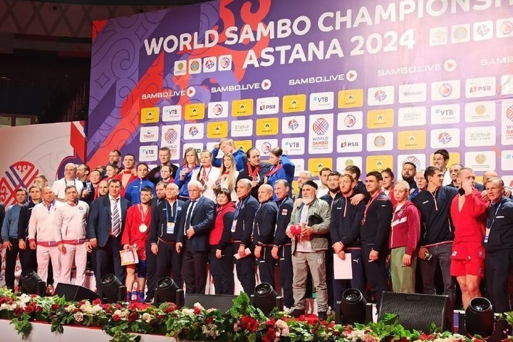 Российские самбисты выиграли 26 медалей на чемпионате мира в Астане