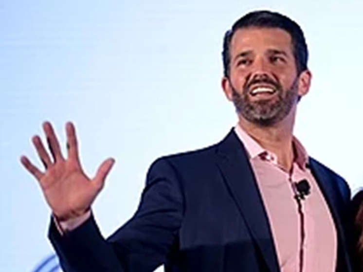 Трамп-младший предупредил Украину о скором прекращении помощи США