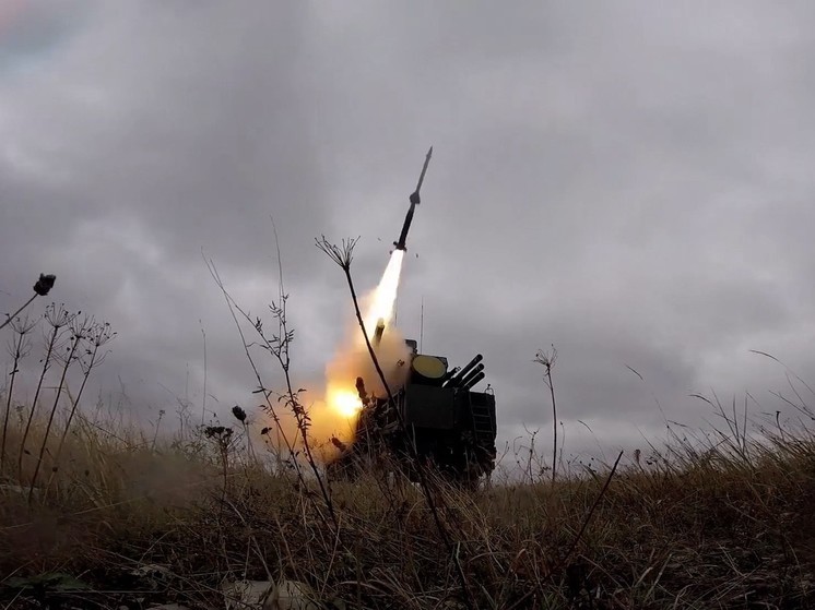 Украинская ракета сбита силами ПВО над Курской областью
