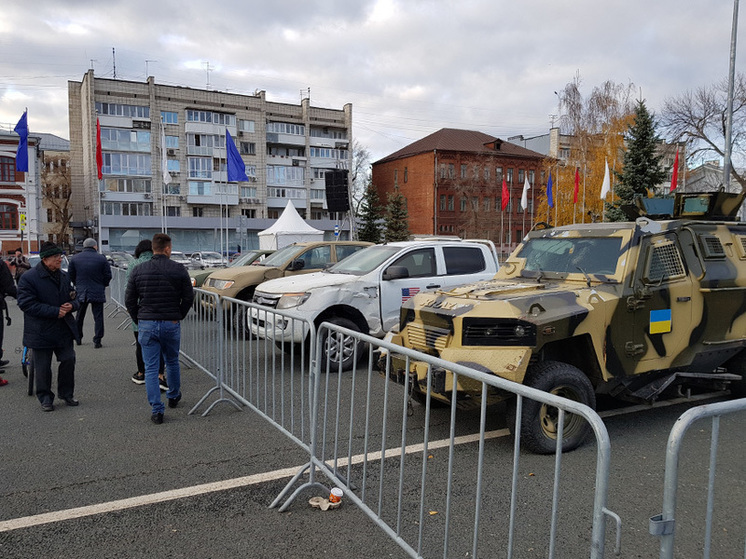 Казанцев приглашают на выставку трофейной военной техники НАТО