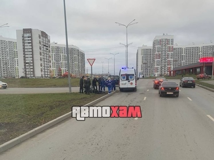 В Пензе легковушка сбила подростка на мопеде