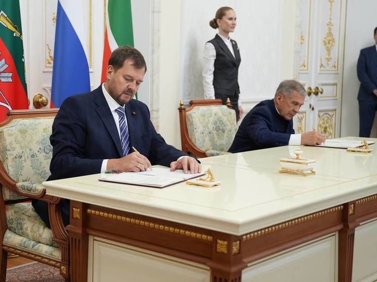 Балицкий подписал с Миннихановым соглашение о сотрудничестве между Татарстаном и Запорожьем