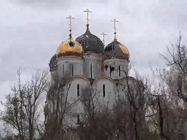 Пушилин и Кириенко осмотрели монастырь в селе Никольском