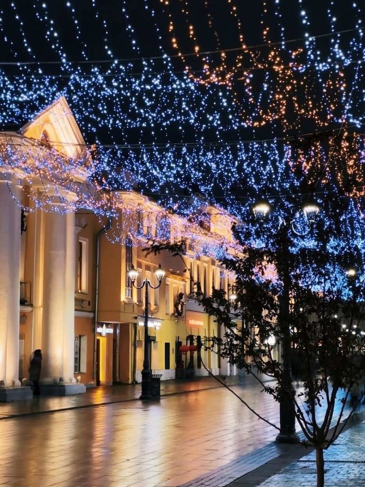 Новогоднее звездное небо зажглось в центре Нижнего Новгорода