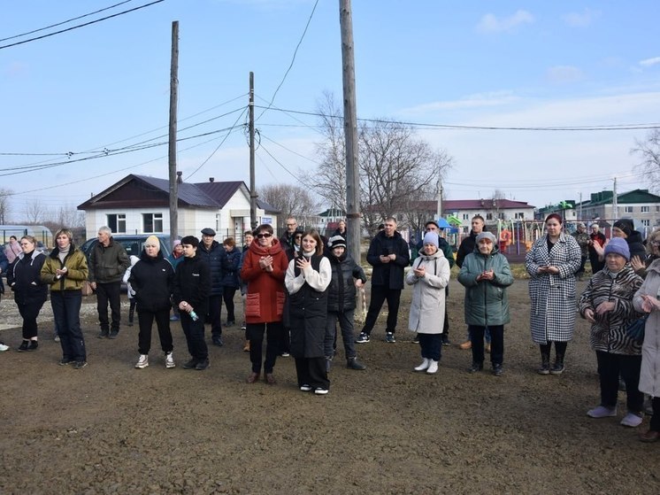 Жители сахалинской Сосновки переехали из авариек в таунхаусы