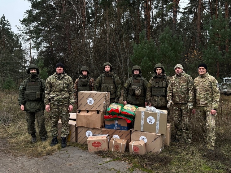 Орловский боксёр Эдуард Трояновский доставил груз в Брянскую область для бойцов СВО