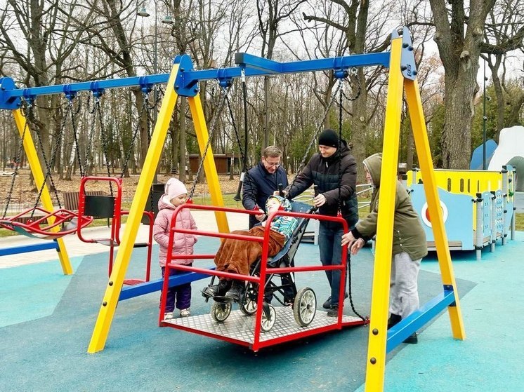 Новую площадку для детей с особенностями здоровья обустроили в Щекино