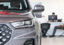 Агентство «Автостат» сообщает, что рост ключевой ставки ЦБ РФ до рекордных показателей значительной осложняет работу автомобильных дилеров в стране, поскольку сводит ее рентабельность к нулю. 