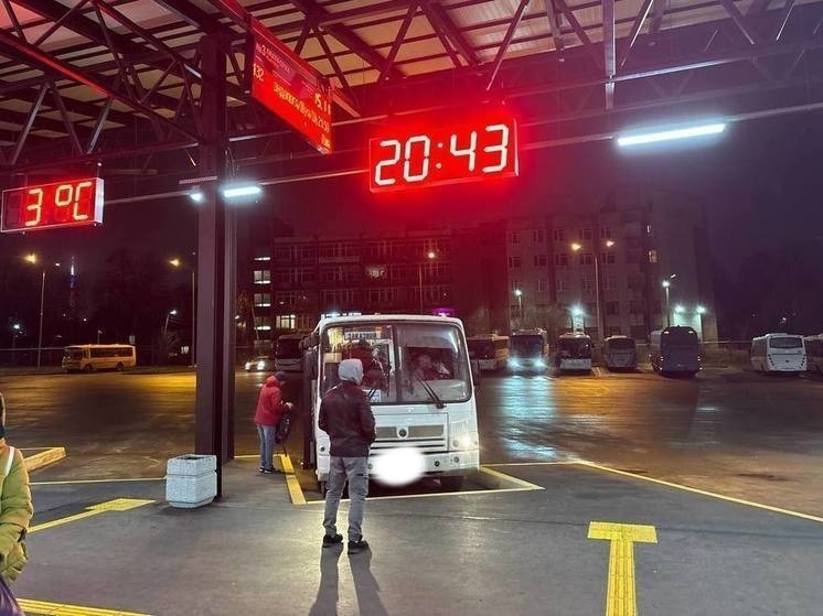 Рейс автобуса на Каскесручей задержали почти на час