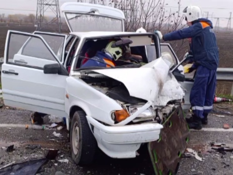 В Крымском районе в столкновении двух ВАЗов погиб 22-летний автомобилист