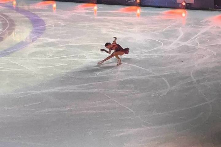 Спортсменка устроила праздник фигурного катания