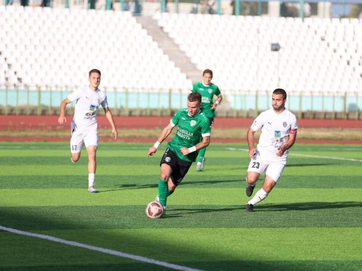 Курянин Максим Тарасов остается в ФК «Орел»