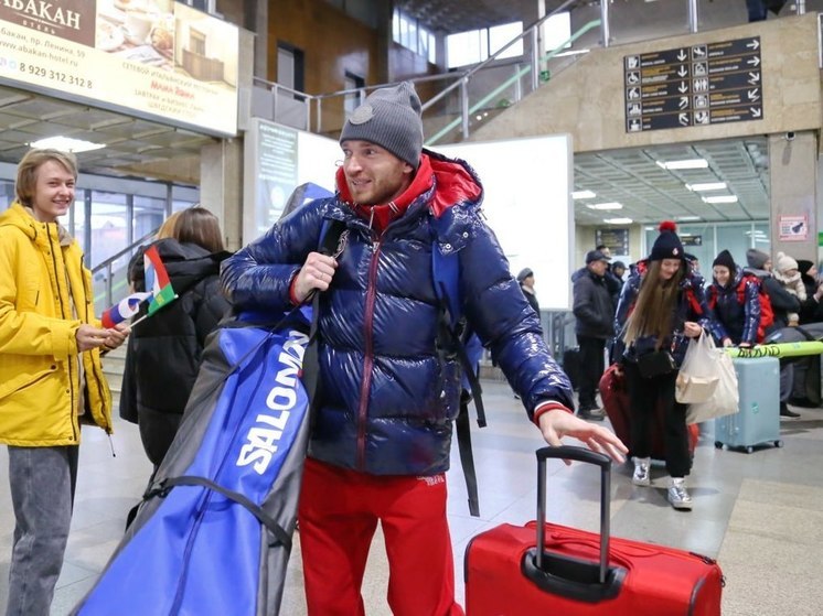 В Абакан прибыли олимпийские чемпионы-лыжники